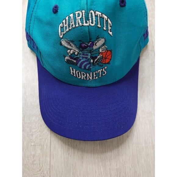 Vintage Charlotte Hornets Snapback Hat 90s - Picture 2 of 12